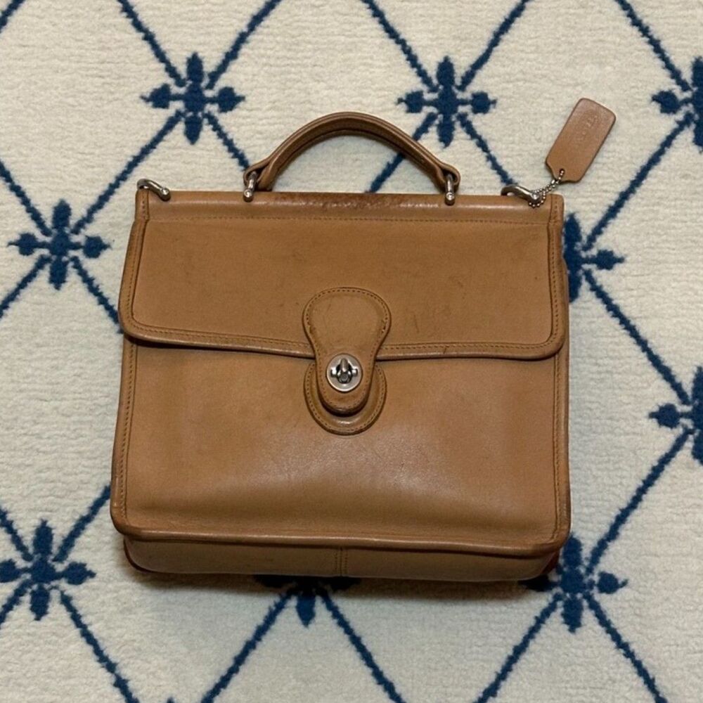 Coach Vintage Y2K Willis 2001 Top Handle 9927 - Camel